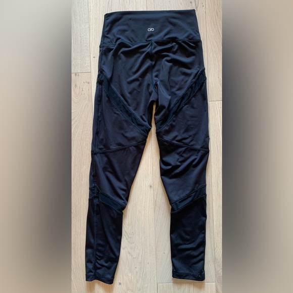 Black Infinite Performance Leggings - Picture 2 of 3